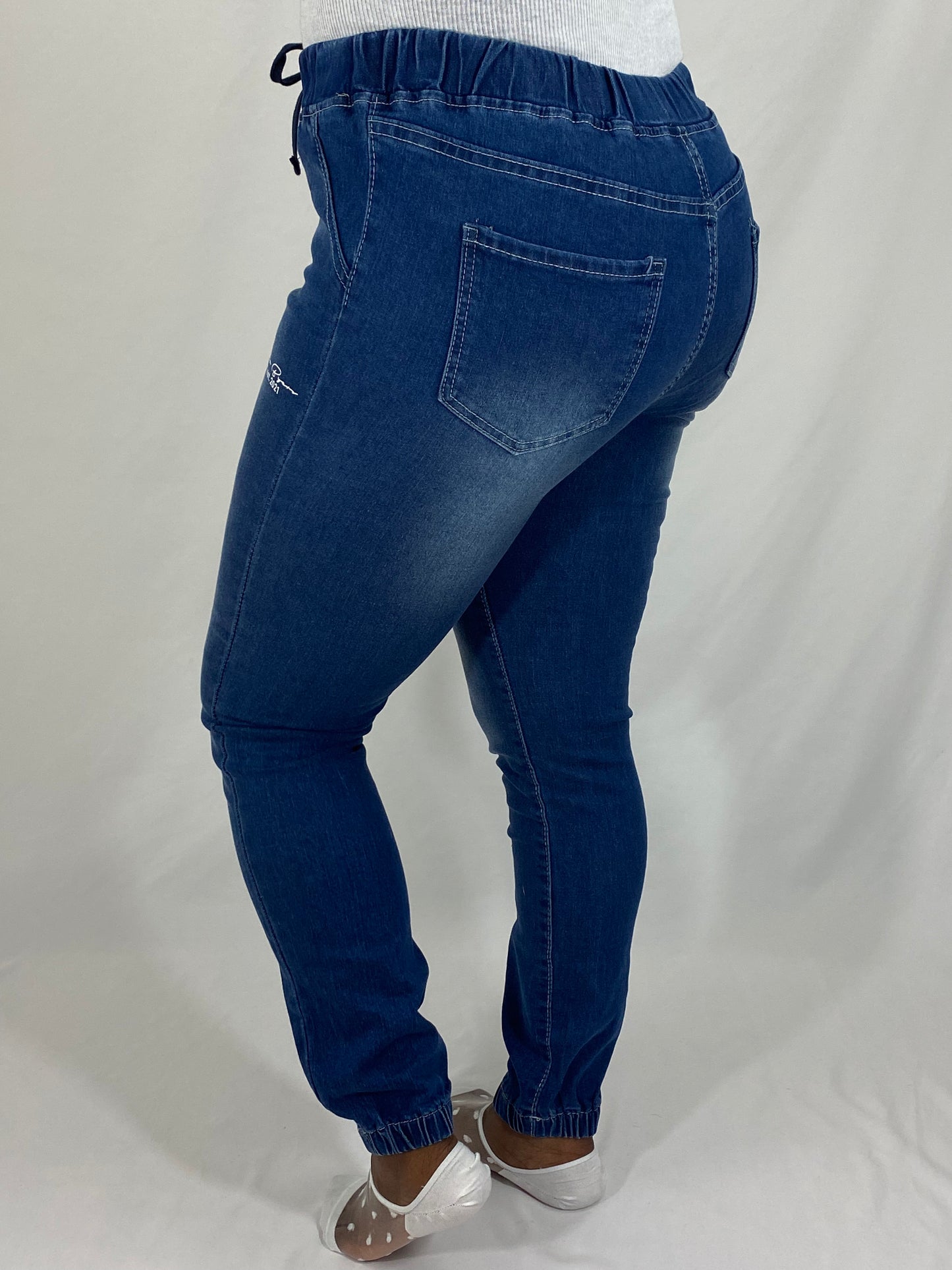 Women’s jogger jeans